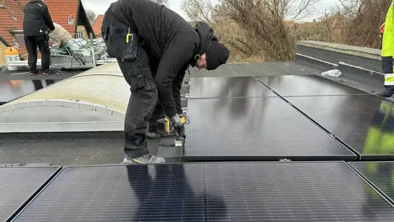 Nyt lovforslag åbner op for finansiering af solceller via leasing